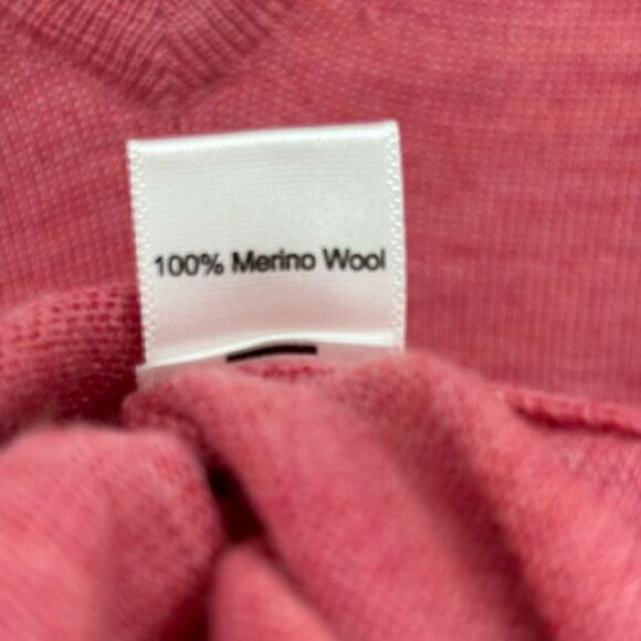 AR18TO 100% Merino Wool V-Neck Sweater Men’s Large Salmon - Picture 7 of 8